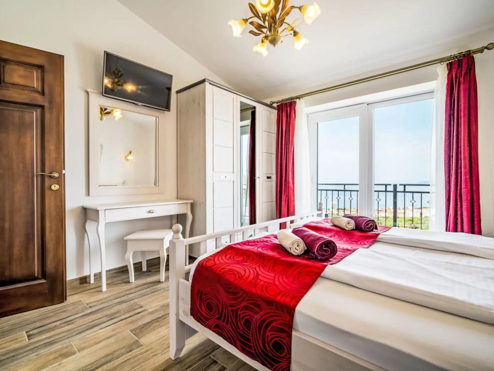 Villa Bellavista**** Best Place For Your Holliday มาคาร์สกา ภายนอก รูปภาพ